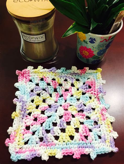 Granny Square with Picot Edging | Crochet Blanket