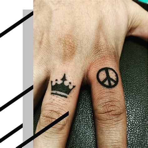 Finger Crown Tattoo