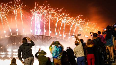 Watch Sydney New Year’s Eve Fireworks Live Stream 2020-2021 | Heavy.com