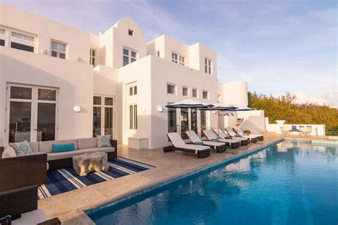 5 Incredible Anguilla Resorts and Villas to Stay In