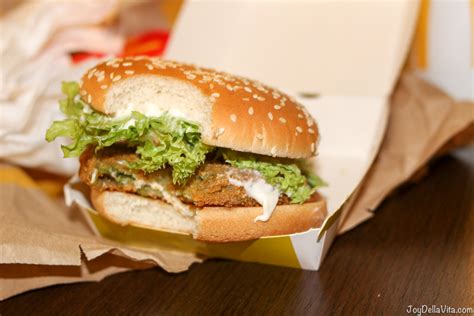 New McVeggie Burger by McDonalds Italy (2017) - Joy della Vita Travelblog