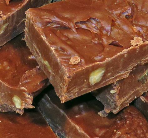 Toll House® Famous Fudge – Recipes Feed