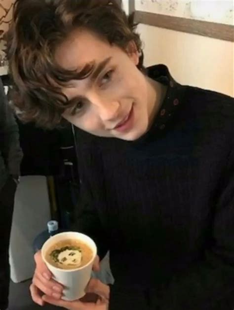 Timothée Chalamet | 배우, 연예인, 포즈