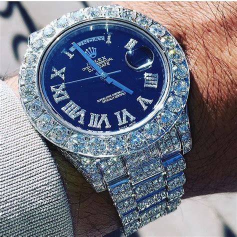 Blue diamond crystal quartz brand all men watch | Luxury watches for ...