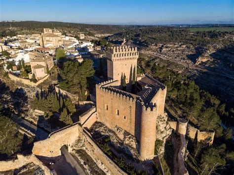 Parador de Alarcón - Luxury Castle Hotel B&B near Cuenca, Spain