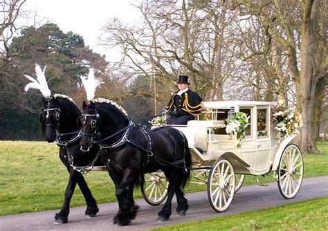 KRM Horse Drawn Carriages, wedding carriages, yorkshire Horse And ...