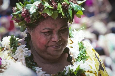 Native Hawaiian hula teacher to be featured on U.S. quarters next year