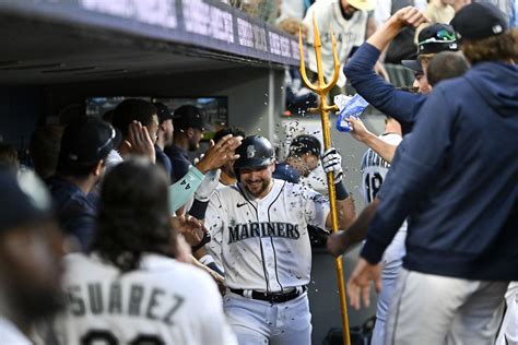 Analysis: An early projection of the Mariners’ 2024 roster | The ...