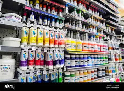 Art supplies store hi-res stock photography and images - Alamy