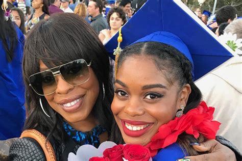 Niecy Nash's Daughter, Dia Graduates From High School - Essence