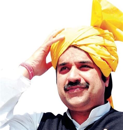 Kuldeep Bishnoi Wiki, Age, Caste, Wife, Children, Family, Biography ...