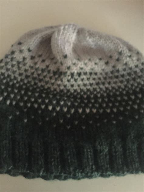 My first time doing fair isle knitting. : r/knitting