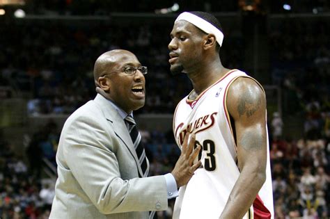 Mike Brown becomes Knicks’ 10th coaching candidate