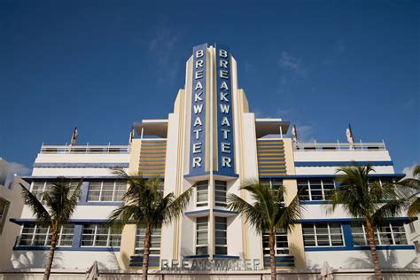 The 10 Best Art Deco Buildings in Miami | Art deco hotel, South beach ...