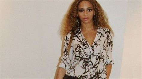 Beyonce Goes Glam In Sizzling Instagram Photo | HuffPost null