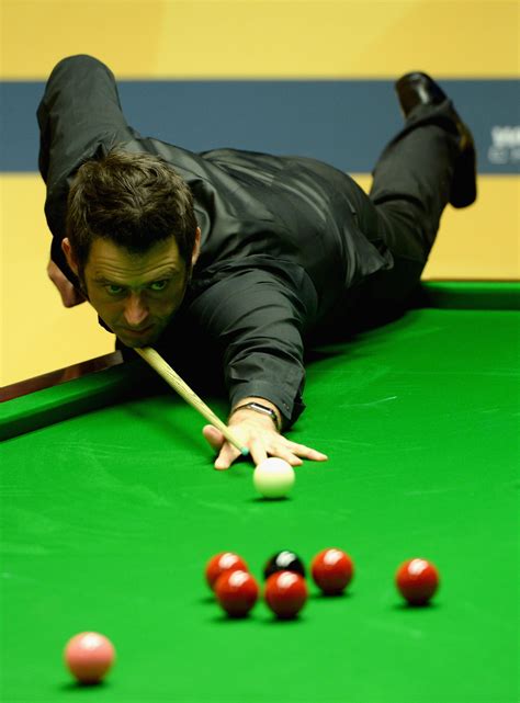 Snooker Star Who Walked Away Races to Title - The New York Times