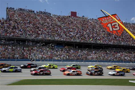 Covering NASCAR's ties to the Confederate flag, conservative politics