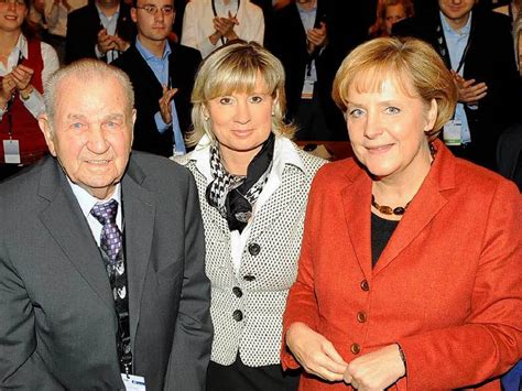 Angela Merkel lobt die Familie Mack - Rust - Badische Zeitung