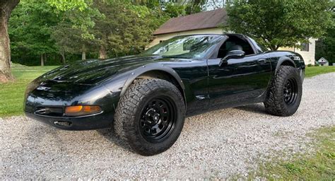 Wild C5 Chevy Corvette Off-Roader Has Massive 33-Inch Tires