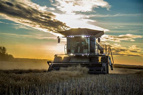 AGCO Unveils the Fendt IDEAL Combine at 2018 Canada Farm Progress Show | AGCO