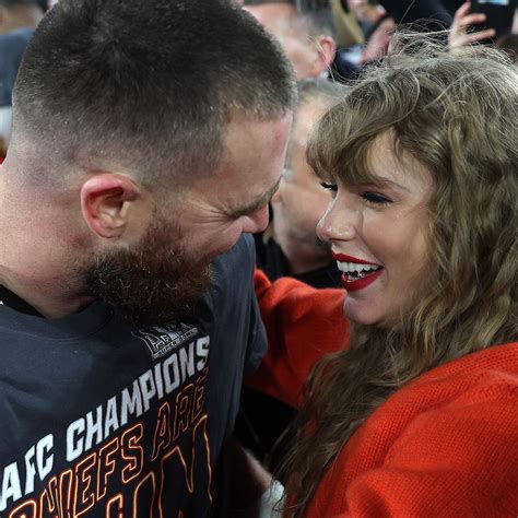 Taylor Swift Kisses Travis Kelce After Chiefs Win AFC Championship ...