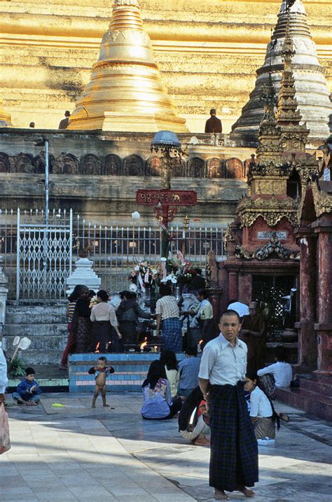 Temples of Burma - Travel Photos by Galen R Frysinger, Sheboygan, Wisconsin