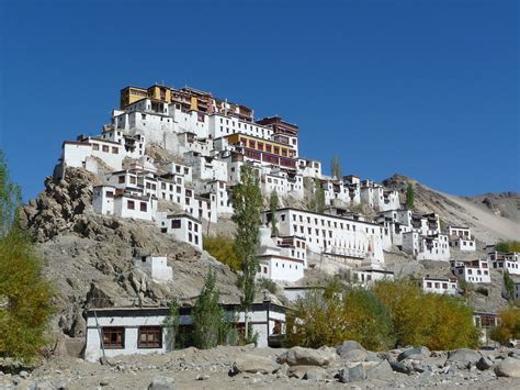 8 Best Places To Visit In Ladakh