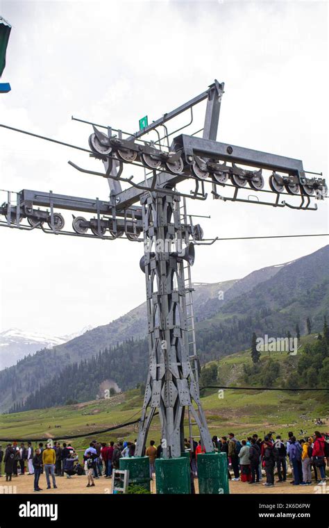 ropeway cable car, Gulmarg Gondola, Jammu and Kashmir, union territory ...