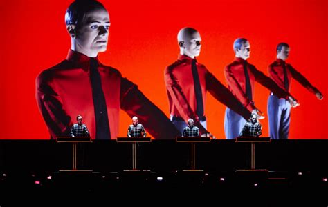 We are the Robots: Kraftwerk (3-D) @ El Plaza Condesa, Mexico City – 17 YEARS OF MUSIC. ART ...