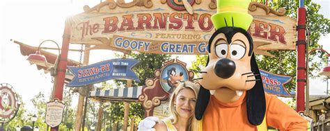 Ever Wonder Why Goofy & Pluto are so Different? | BestofOrlando.com