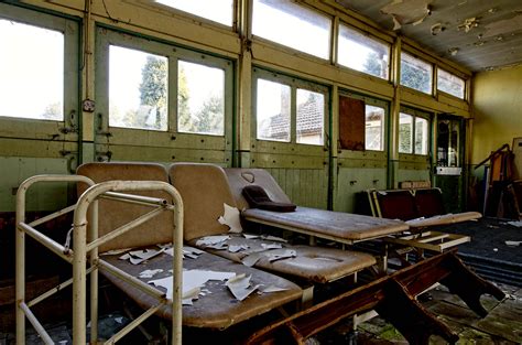 Abandoned Hospital in Coleshill, nr Birmingham – rozenek.com