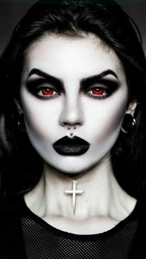 Vampire Life vol. 3 | Vampire makeup, Gothic makeup, Goth beauty