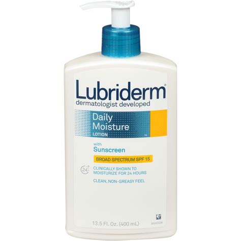 Amazon.com : Lubriderm Daily Moisture Lotion SPF 15 Moisturizer with Sunscreen, 13.5 Ounce ...