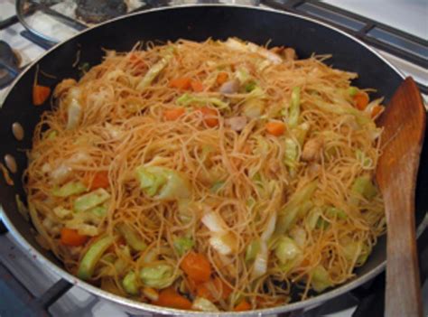 Chicken Pancit Canton | Just A Pinch Recipes