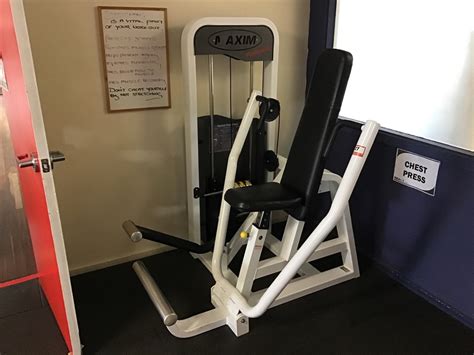 Maxim Vertical Chest Press Machine, 100Kg, Buyer to Dismantle & Remove ( Located Upstairs )