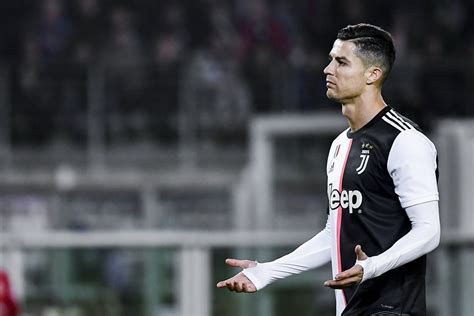 Angry Ronaldo Leaves Juve Stadium After Being Substituted In 55th ...