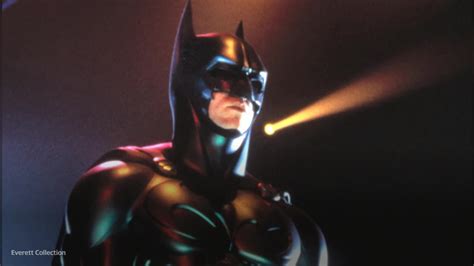 'Batman Forever' star Val Kilmer speaks out about the viral Batman ...