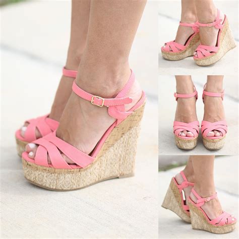 OH MY GOSH!! We are in love with these must have Coral Wedges! They can ...