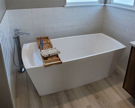 Why renovate a bathroom? 5 great reasons to renovate | Langley renovation contractor — 1364 ...