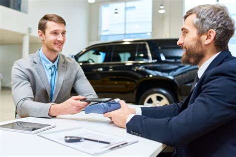 Car Buying Advice: 6 Best-Kept Tips For Every Buyer