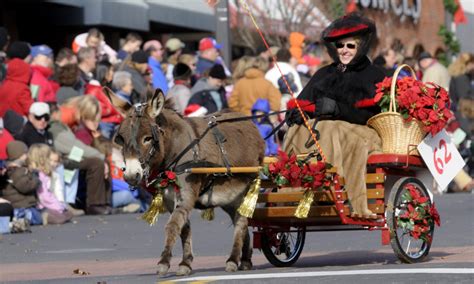 Old Fashioned Christmas Parade set for this weekend | News, Sports, Jobs - Lawrence Journal ...