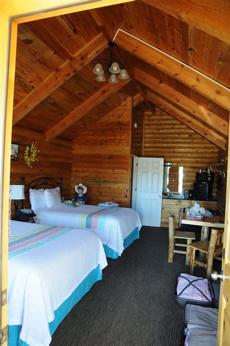 Bryce Canyon Log Cabins Rooms: Pictures & Reviews - Tripadvisor