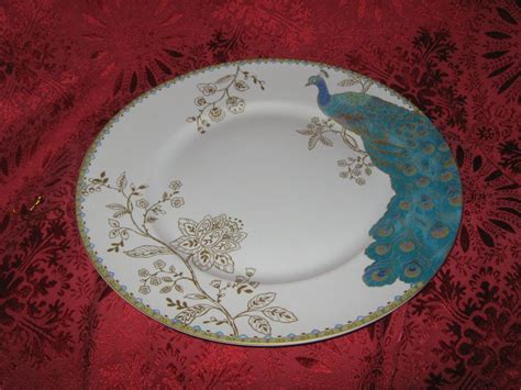 222 FIFTH PEACOCK GARDEN - ROUND DINNER PLATES - SET OF 4 - NEW | Dinner plate set, Dinner ...