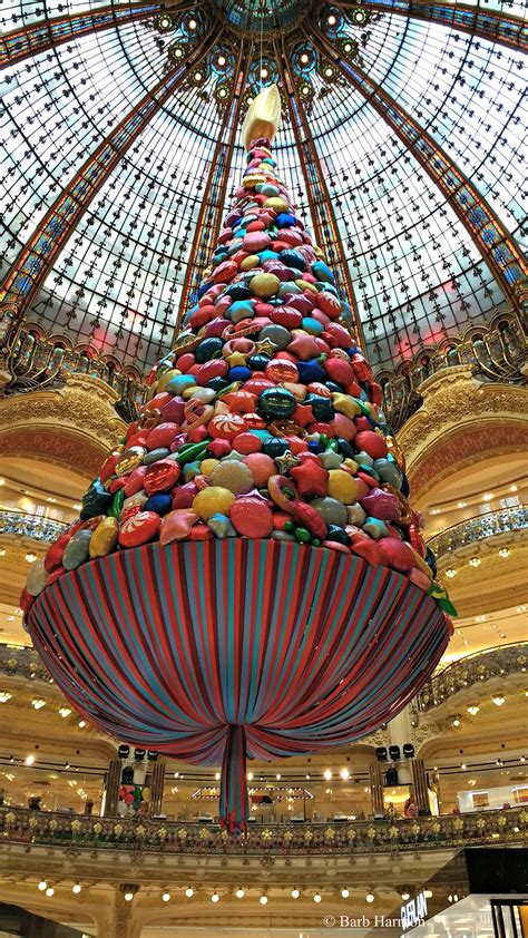 Christmas 2017 at Galeries Lafayette, Paris. #christmasinparis # ...