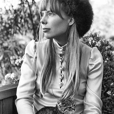 11 Times Joni Mitchell Was Our '70s Style Icon, Because Who Better To Look To For Hippie Chic ...