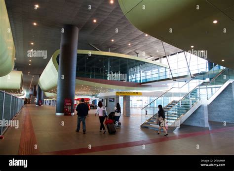 Rome Tiburtina rail station, Italy Stock Photo - Alamy