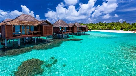 Maldives Overwater Bungalows: 15 Best Options on the Water