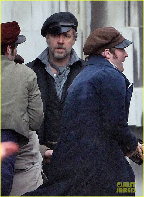 Russell Crowe & Eddie Redmayne: 'Les Miserables' Men!: Photo 2648412 ...