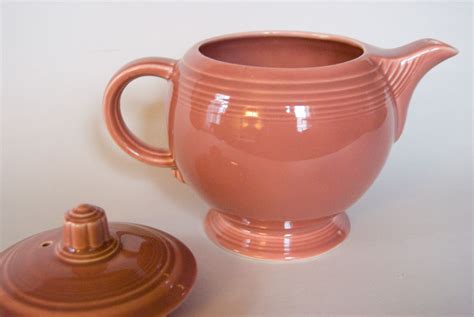 Fiesta Vintage 50s Color Rose Medium Size Teapot