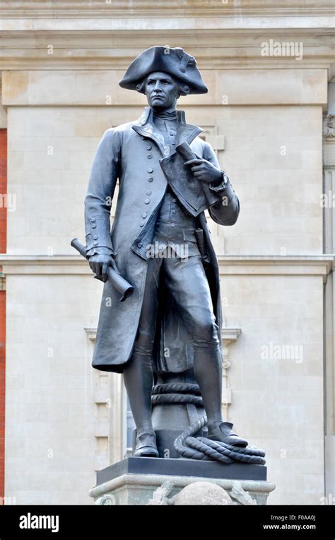 London, England, UK. Statue of Captain James Cook (1728-79) in the Mall. By Thomas Brock: 1914 ...